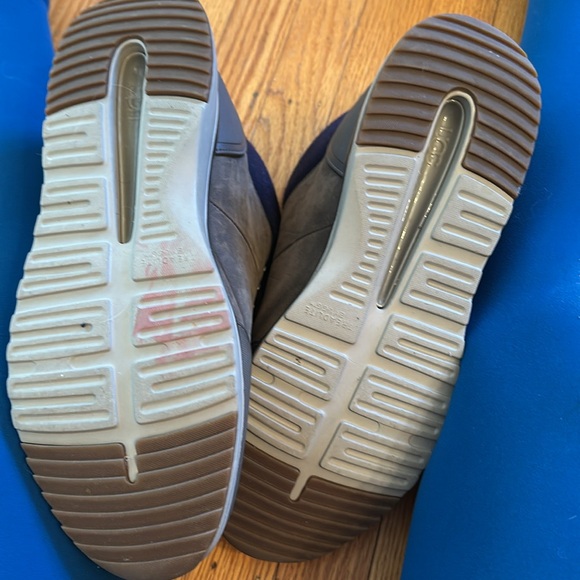 Uggs Men’s Olivert slate boot - Picture 4 of 9